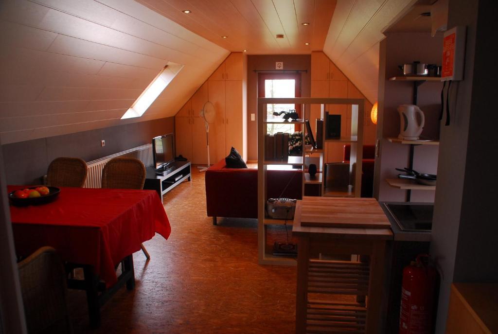 Villa De Rosmolen Ertvelde Habitación foto