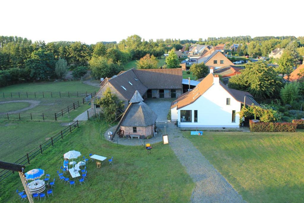 Villa De Rosmolen Ertvelde Exterior foto